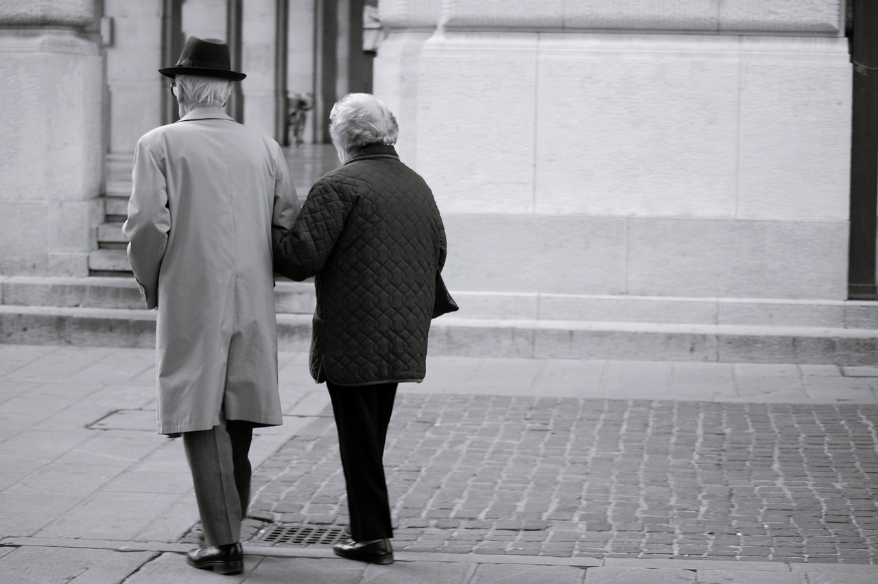 Liebe kennt kein Alter Erfüllte Partnerschaften im Seniorenalter